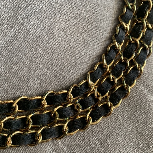 Chanel 31 rue cambon  Paris chain belt with Chanel coin keychain removable set - Picture 14 of 14